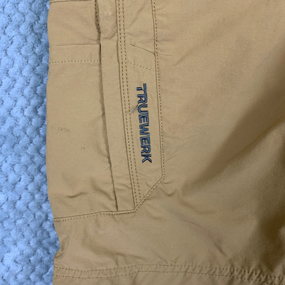 Truewerk T1 Werkshort Men 32 Sand Tan Technical Work Shorts 4-Way Stretch Pocket - Picture 2 of 12
